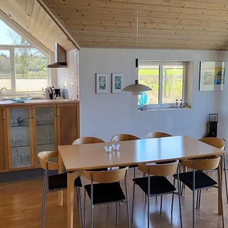 Nyaraló Sigbritt - 100m From The Sea By Interhome