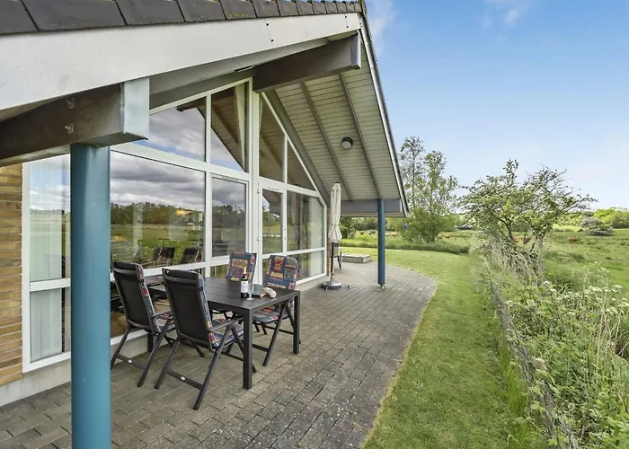 Holiday home Sigbritt - 100m From The Sea By Interhome Broager