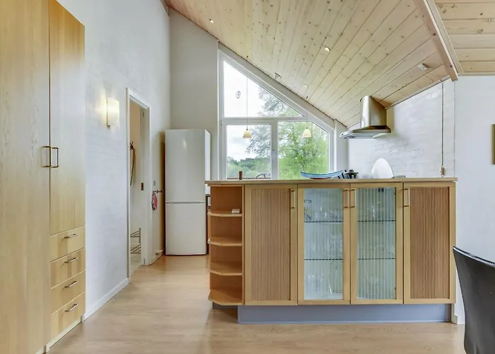 Holiday home Sigbritt - 100m From The Sea By Interhome