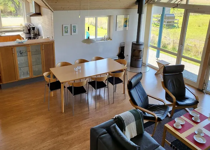 Holiday home Sigbritt - 100m From The Sea By Interhome *